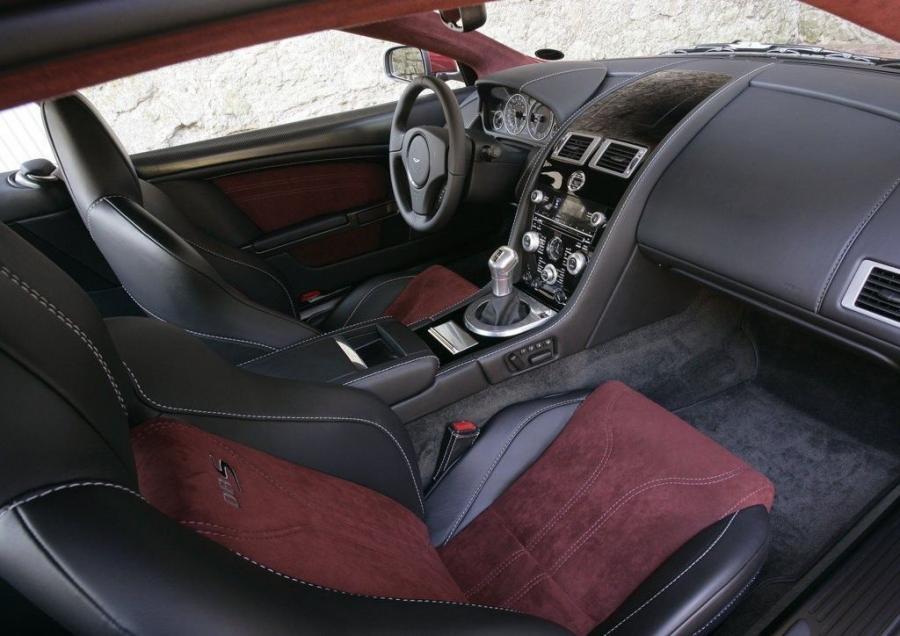 Интерьер Aston Martin DBS 2007 года  (WW) (фото 42 из 98)